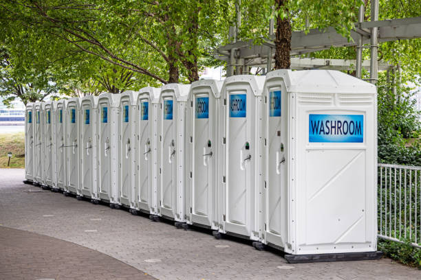 Best Portable toilet rental cost  in Lowell, NC